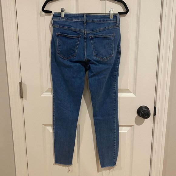 Old Navy Rockstar Super Skinny Ankle Jean - Size 4 - Picture 4 of 8
